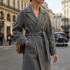 Cappotto di lana da donna con colletto a revers e cintura