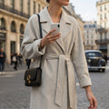 Cappotto di lana da donna con colletto a revers e cintura