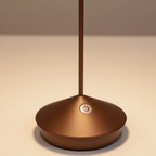 Lampe de table LED sans fil dimmable et étanche pour intérieur et extérieur