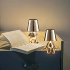 Lámpara de mesa decorativa LED regulable de metal y acrílico para dormitorio y salón