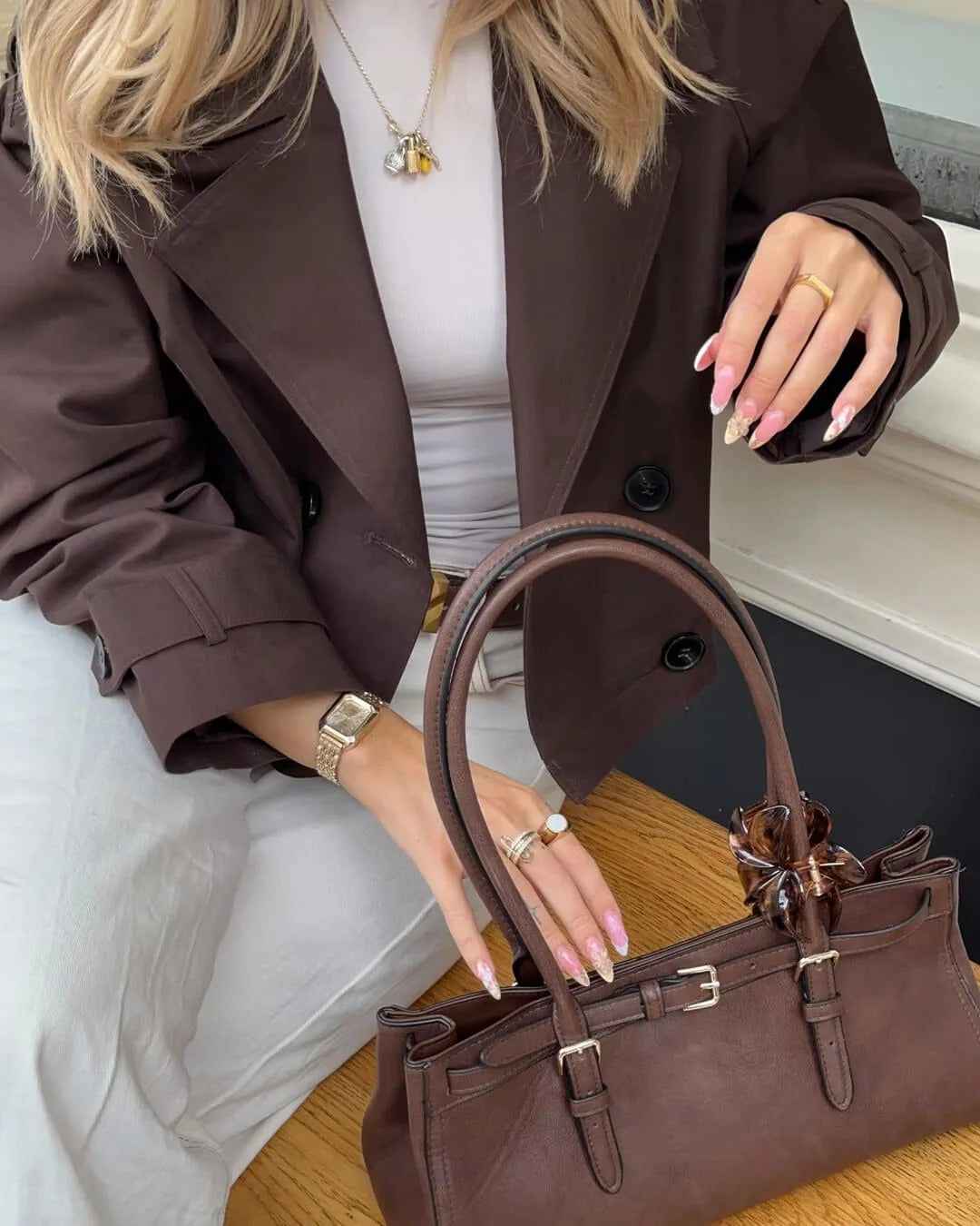 Trench court femme double boutonnage revers structuré mi-saison