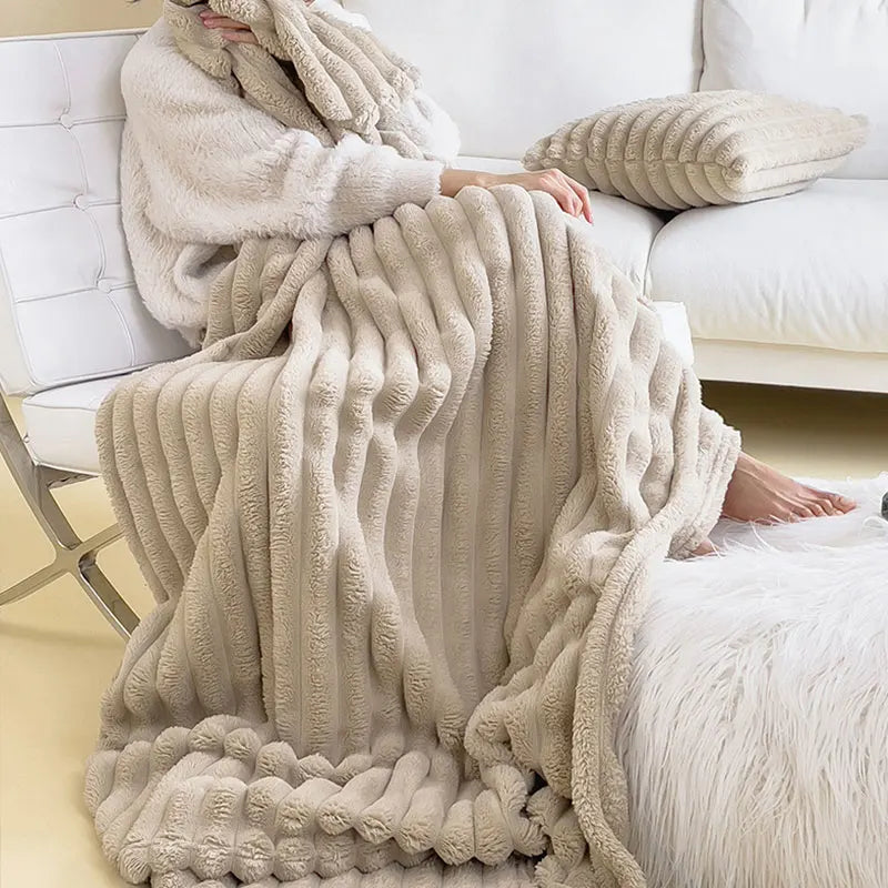 Couverture de confort en peluche douce pour l'hiver au canapé et au lit