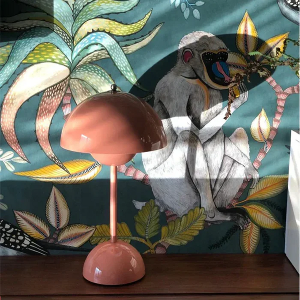 Bezdrátová stolní lampa s nastavitelným ambientním osvětlením